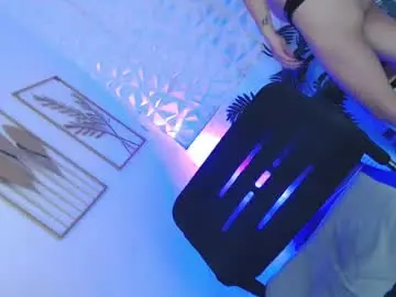 Chaturbate Live Sex Cam of mydestiny_vinax