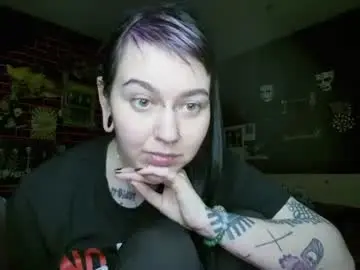 horror_circus from chaturbate