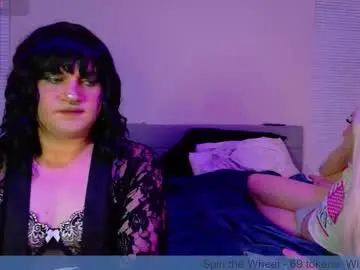 Chaturbate Live Sex Cam of uhhh_lexi