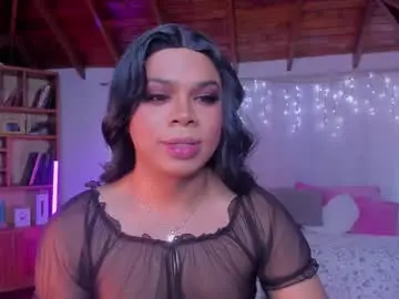 Chaturbate Free Porn Cam of romirousexx