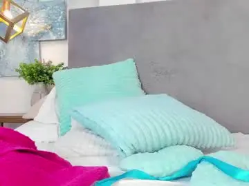 Chaturbate Live Sex Cam of scarlet_rosi