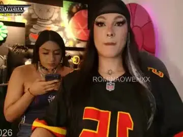 Chaturbate Live Sex Cam of rominaowenxx