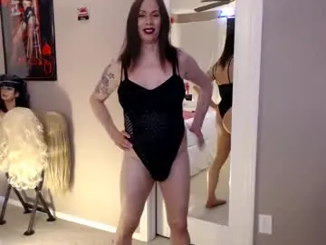 nadia_vixen from chaturbate