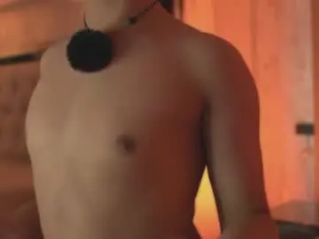 Chaturbate Live Sex of aribloom7