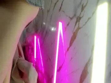 Chaturbate Live Sex Cam of brenda_lott