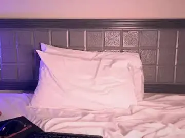 Chaturbate Best live sex cam show of giseleparadise_