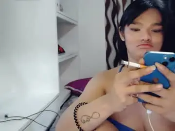 Chaturbate Watch Live Sex Cams of kylieebarbie97