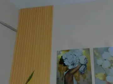Chaturbate Live Sex Cam of sam_naughty18
