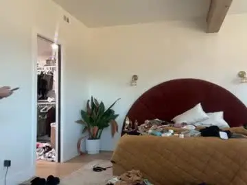Chaturbate Live Sex Cam of tgirltoesx