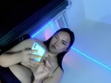 Chaturbate Live Sex Cam of nia_jaxx