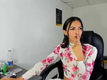 Chaturbate Adult Video Chat of aisha_hotts777