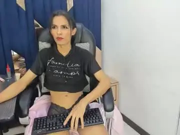 Chaturbate Best Webcam of aisha_hotts777