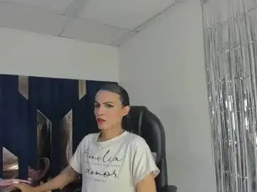 Chaturbate Free Porn Cam of aisha_hotts777
