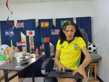 Chaturbate Best live sex cam show of aisha_hotts777