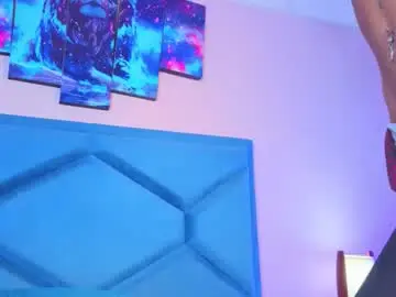 Chaturbate Live Porn of kataleyaa_horny