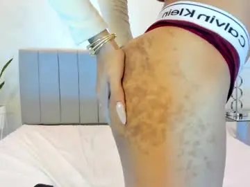 Chaturbate Sex Cam of felicia_whitee