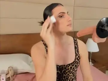 Chaturbate Live Sex Cam of shantall_skinny