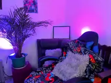 Chaturbate Watch Live Sex Cams of giarose1