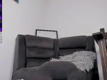 Chaturbate Watch Live Sex Cams of giarose1