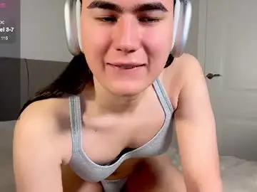 Chaturbate Watch Live Sex Cams of heyalena