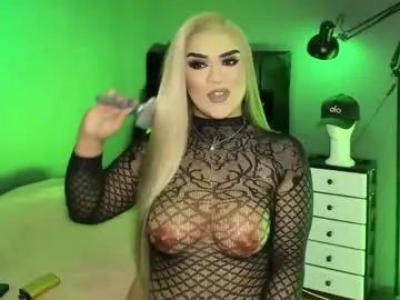 Chaturbate Nude Webcam of suckablecockoffreya