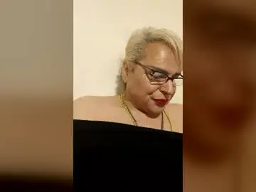 Chaturbate Nude Webcam of sabrinalong9999