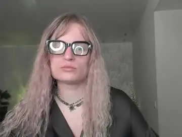 millikira006 from chaturbate