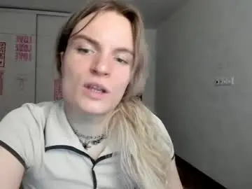 Chaturbate Live Sex Cam of millikira006