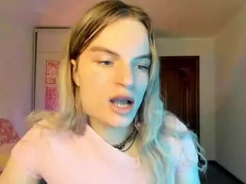 Chaturbate Free Live Porn of millikira006