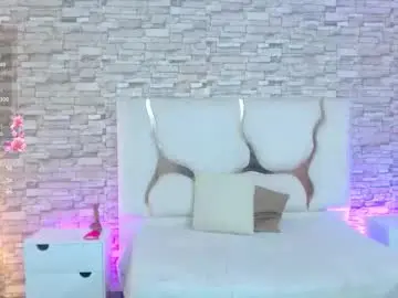 Chaturbate Watch Live Sex Cams of cyrus_tay