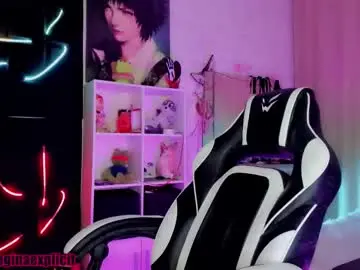 Chaturbate Sex Cam of snake_bites