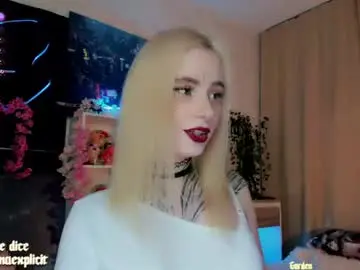 Chaturbate Live Sex Cam of snake_bites