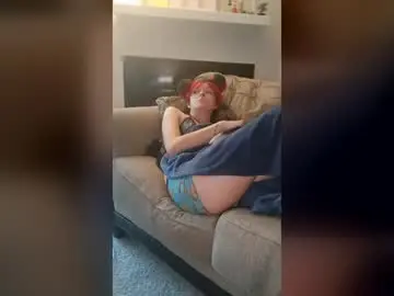 dolliesdomain from chaturbate
