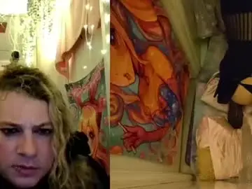 Chaturbate Live Sex Cam of lafleurdenuit