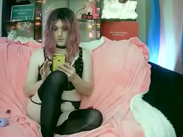 Chaturbate Free Porn Cam of lillyvtrap