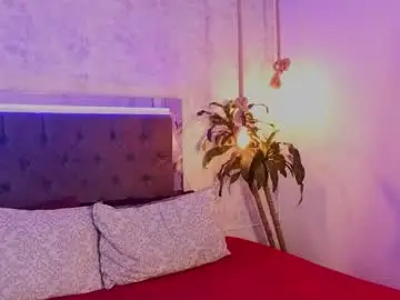 Chaturbate Live Sex Cam of kathira_londres