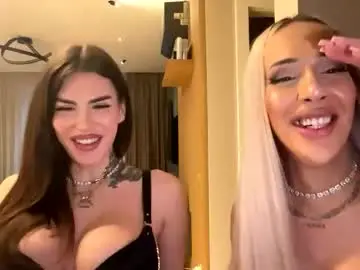 kristhedoll from chaturbate