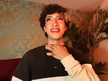 Chaturbate Nude Webcam of nayla_monroee