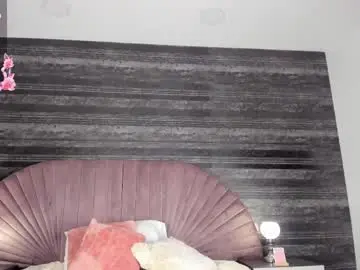 nayla_monroee from chaturbate