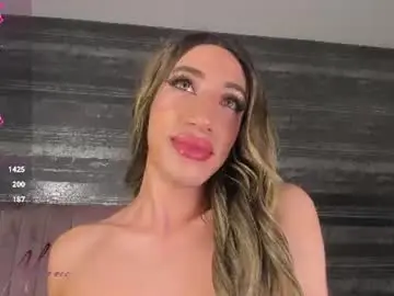 Chaturbate Nude Webcam of nayla_monroee