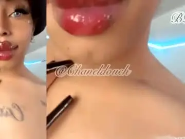 Chaturbate Nude Webcam of clermontt