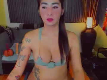 Chaturbate Free Live Porn of bitchcommanderstella