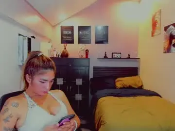 Chaturbate Best live sex cam show of bitchcommanderstella
