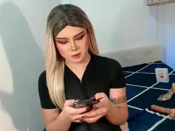 Chaturbate Watch Live Sex Cams of bestgirljulia