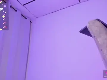 Chaturbate Watch Live Sex Cams of camilacoxx