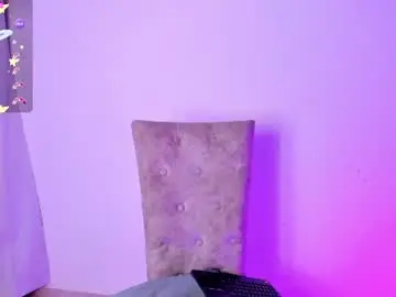 Chaturbate Live Sex Cam of camilacoxx
