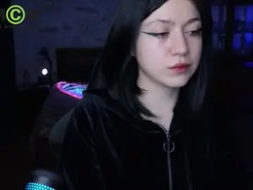 queenofwandss from chaturbate