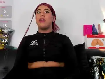 Chaturbate Watch Live Sex Cams of emili_roux