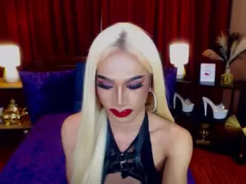 twofuckablestrans from chaturbate