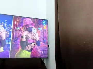 Chaturbate Free Porn Cam of karlakush101